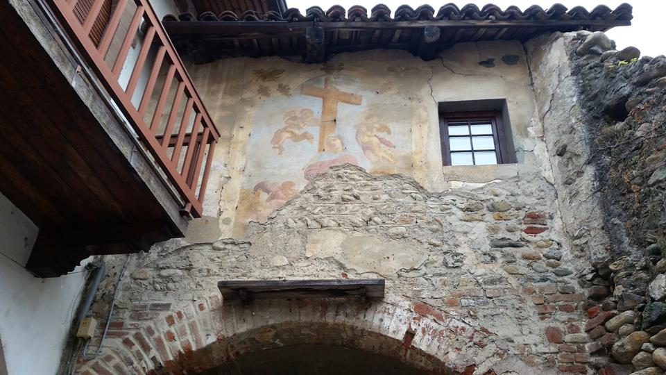 Rivalta - dettaglio del ricetto