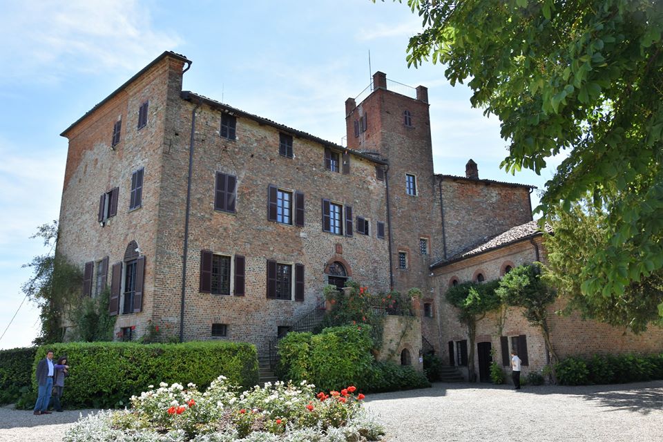 Pavarolo, ridente paese di collina a due passi da Torino tra memorie medioevali e lo studio-museo di Felice Casorati