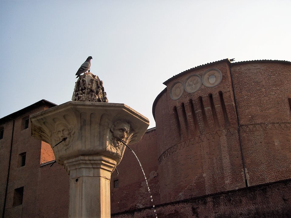 La Castiglia, antica dimora dei marchesi di Saluzzo, che Ludovico I rimodernò per la seconda moglie, la bella e intraprendente Margherita di Foix